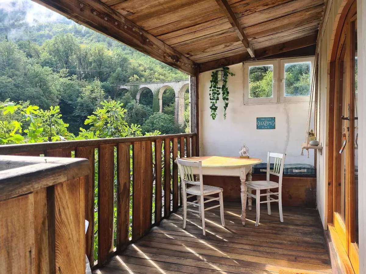 Holiday home Gite Le Chalet Gourdon